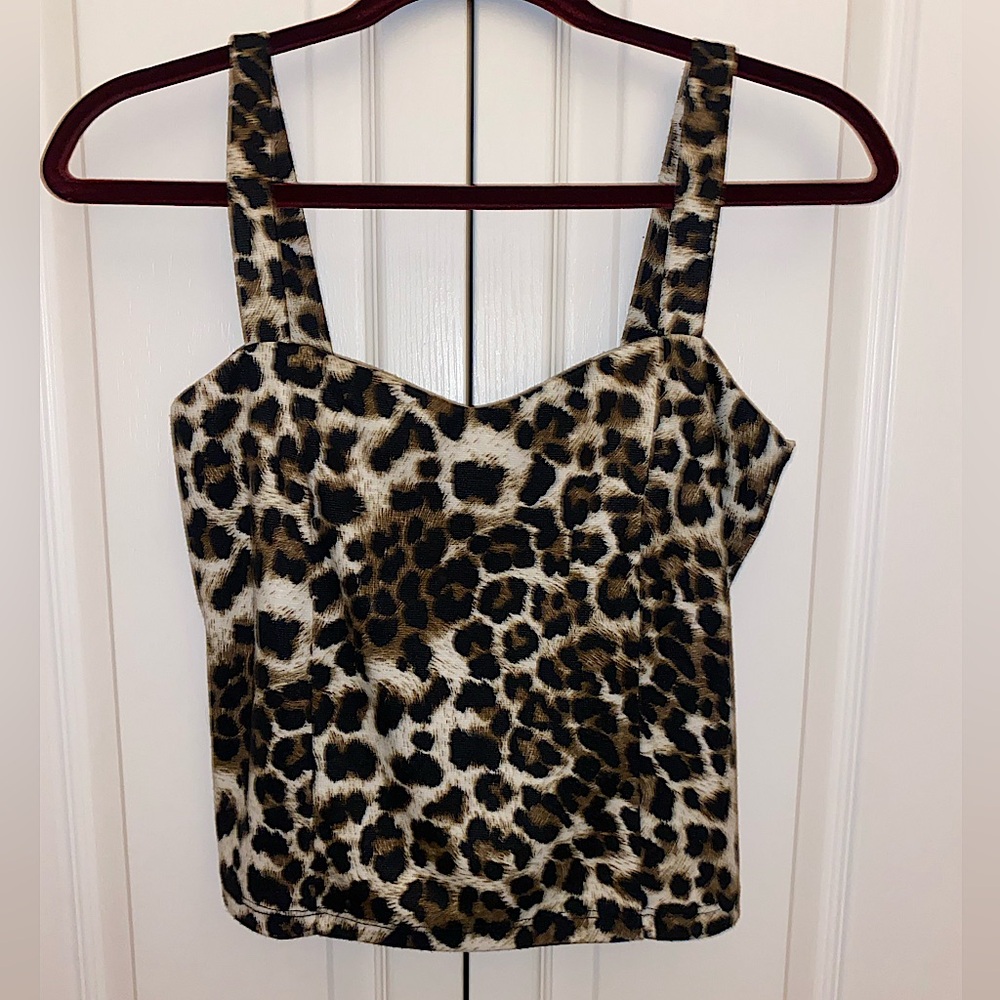 Vintage Leopard print cami top with an open back with designs in a Womens Size L